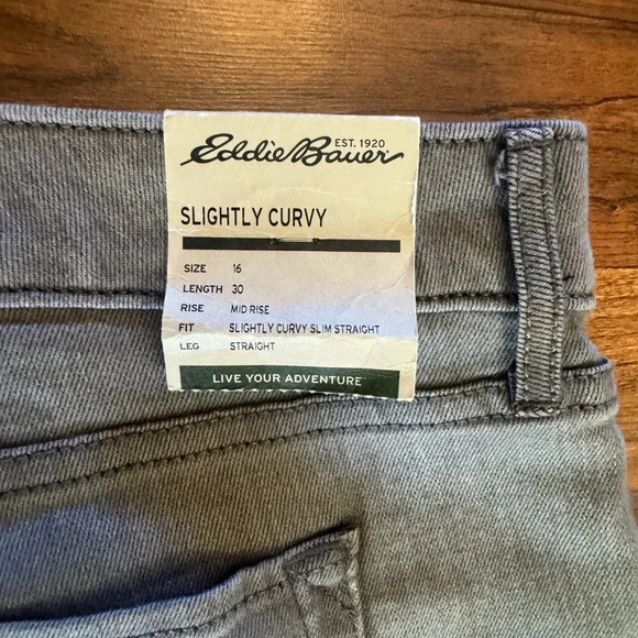 Womens size 16 x 30 length Eddie Bauer gray slight curvy straight leg - Picture 3 of 8